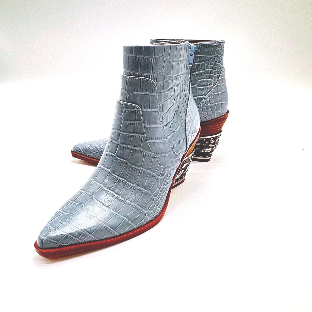 Gianni Bini Blue Croc Embossed Leather Floral Metal Heel Ankle Boots 6M